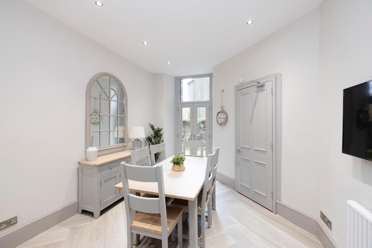 Stylish 3-Bedroom Edinburgh City Getaway Buitenkant foto